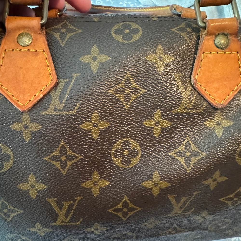 Louis Vuitton Monogram Speedy 30